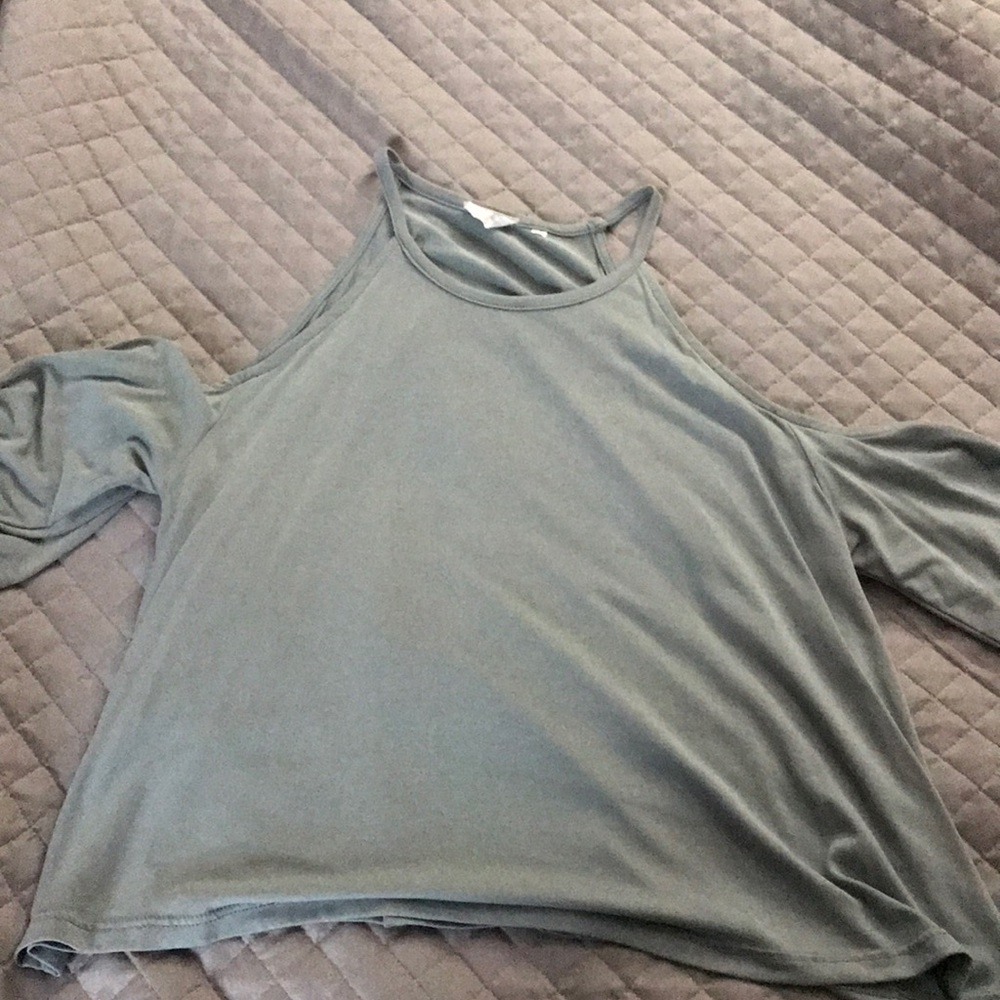 Off the Shoulder tank top with short sleeves